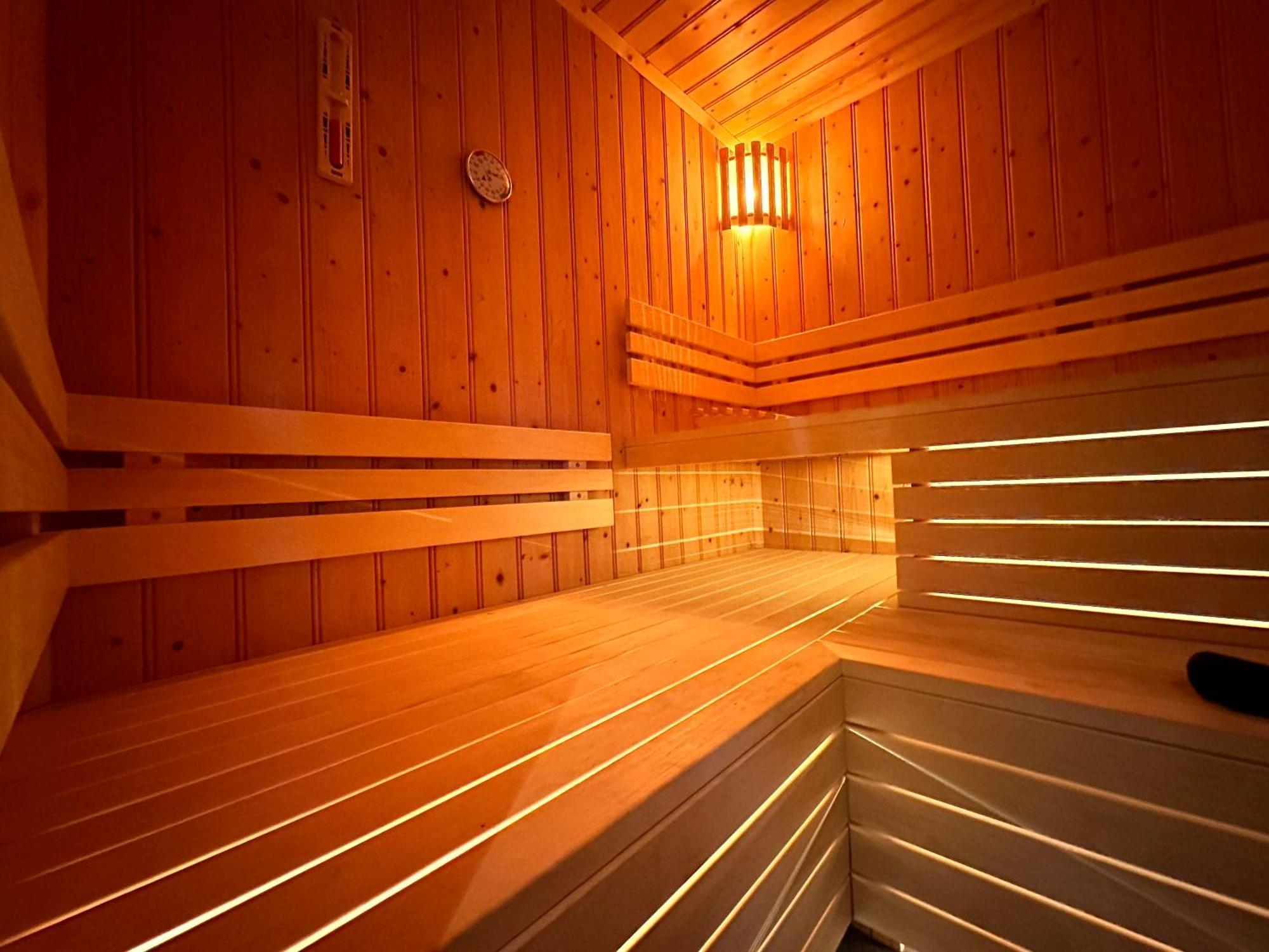 Wellness Tuin - Ultieme Partner Beleving - St Hubertus Suite Met Jacuzzi ,Openhaard, Prive Hottub En Prive Sauna In Jachthut Stijl Герст Екстер'єр фото